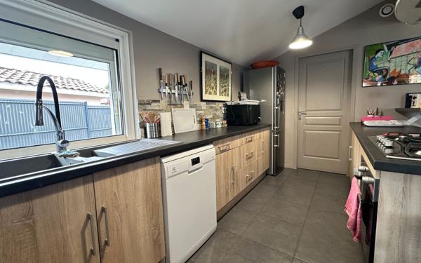 Maison à vendre    5 pièces • 136 m2 Saint-Vincent-de-Tyrosse