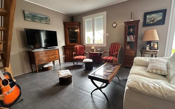 Maison à vendre    5 pièces • 136 m2 Saint-Vincent-de-Tyrosse