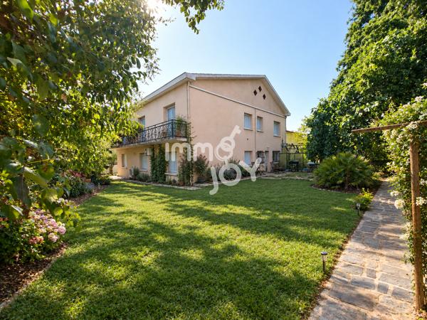 Grande maison familiale T7 de 248 m² avec garage de 50 m² et potentiel locatif !