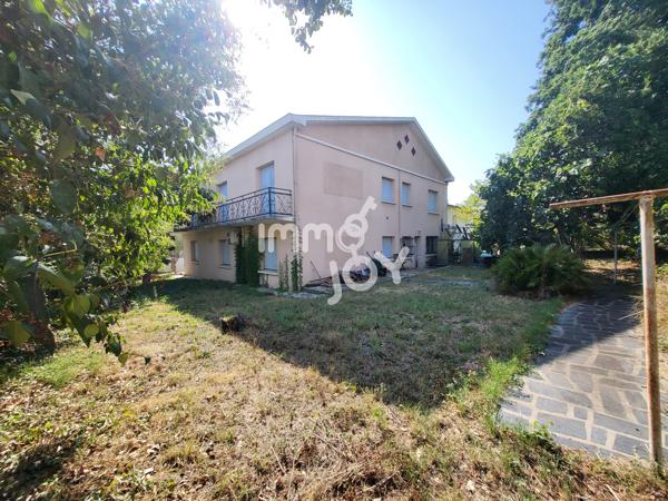 Grande maison familiale T7 de 248 m² avec garage de 50 m² et potentiel locatif !
