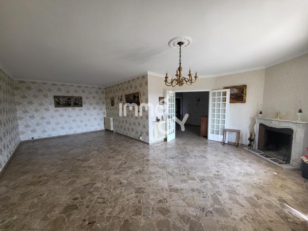 Grande maison familiale T7 de 248 m² avec garage de 50 m² et potentiel locatif !