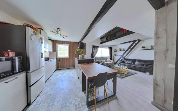 Appartement à vendre    5 pièces • 98 m2 Roissy-en-Brie