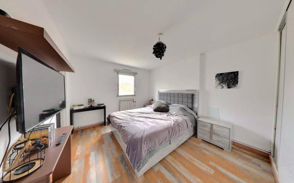 Appartement à vendre    5 pièces • 98 m2 Roissy-en-Brie