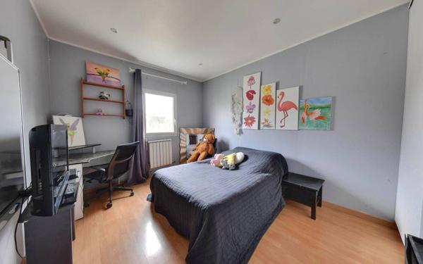 Appartement à vendre    5 pièces • 98 m2 Roissy-en-Brie