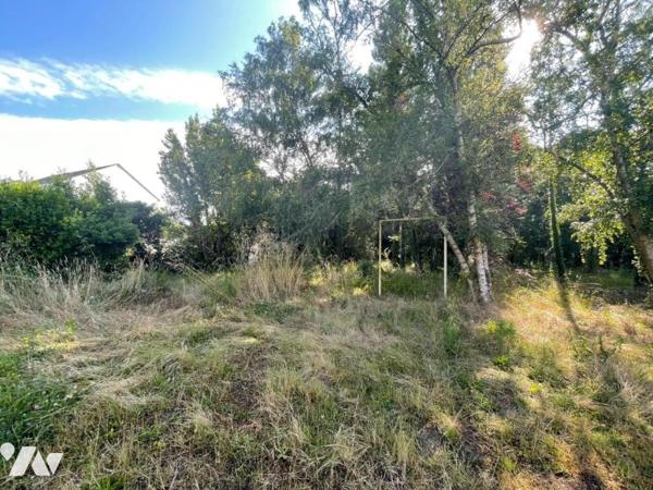 TERRAIN A BÂTIR 1850 M²