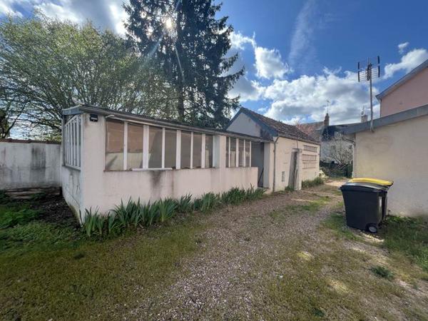 Maison à vendre |                                       Cellettes |                                        10 pièces  |  280 m²