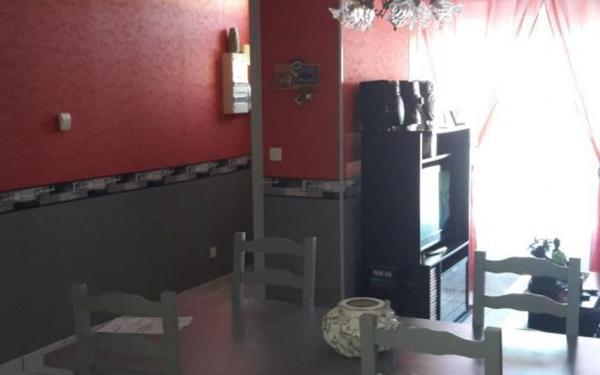 Maison à louer    3 pièces • 72 m2 Eppeville