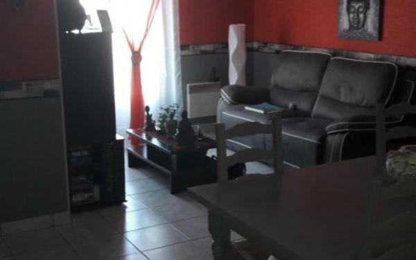 Maison à louer    3 pièces • 72 m2 Eppeville