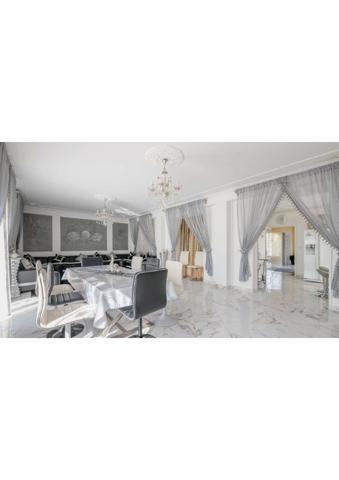 Maison à vendre 10 pièces 367 m² Melun