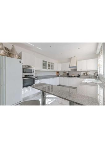 Maison à vendre 10 pièces 367 m² Melun