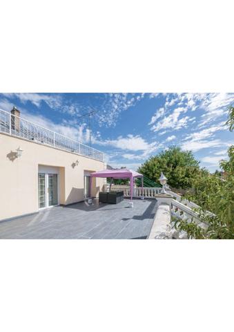 Maison à vendre 10 pièces 367 m² Melun