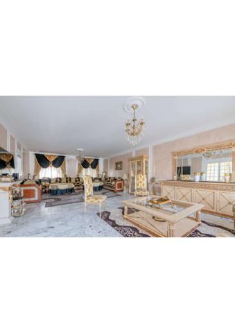Maison à vendre 10 pièces 367 m² Melun