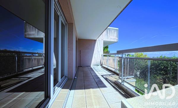 Appartement à vendre 4 pièces 106,23 m² Suresnes