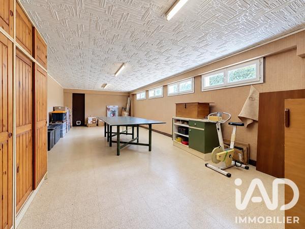 Maison à vendre 9 pièces 184 m² Boussy-Saint-Antoine