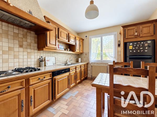 Maison à vendre 9 pièces 184 m² Boussy-Saint-Antoine