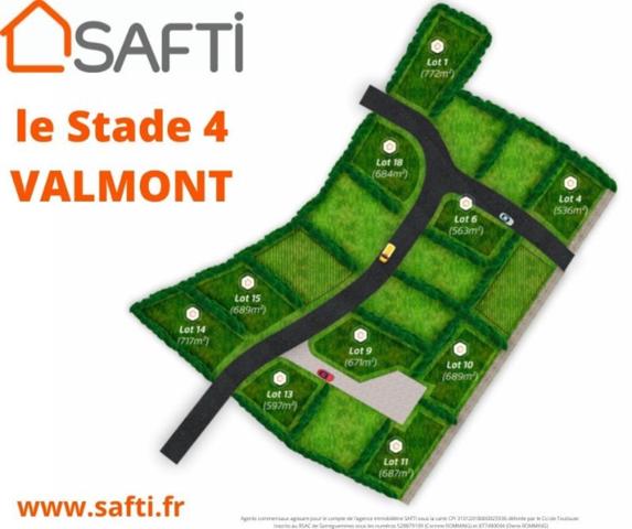 Terrain plat viabilisé de 684m2