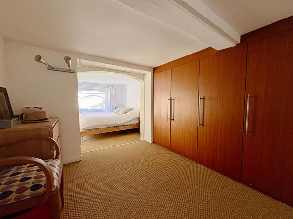Vieux Lille, dans un hôtel particulier, magnifique Duplex, 3 chambres et terrasse Lille Vieux Lille, dans un hôtel particulier, magnifique Duplex, 3 chambres et terrasse Lille
