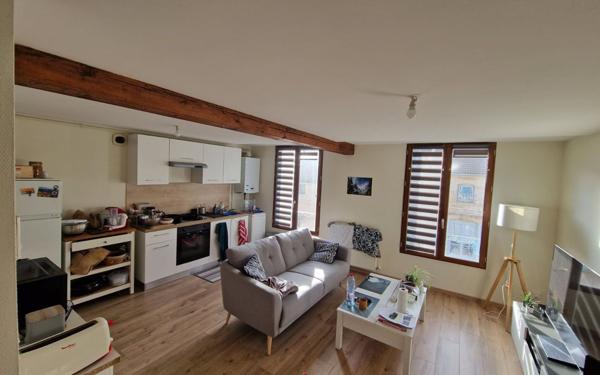 Immeuble à vendre    4 pièces •  Bar-le-Duc