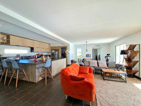 Maison à vendre    6 pièces •  Saint-Gély-du-Fesc