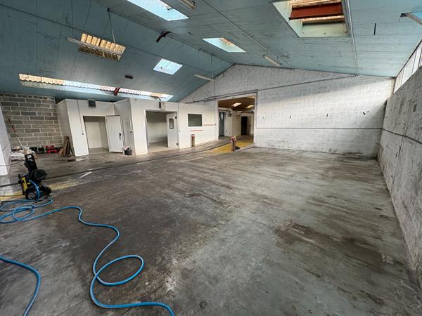 Local commercial Saint Lo Cellule 3