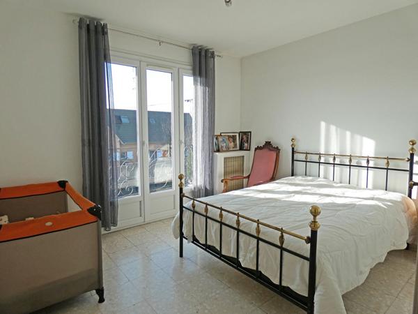 Maison Gagny 10 pièce(s) 200 m2