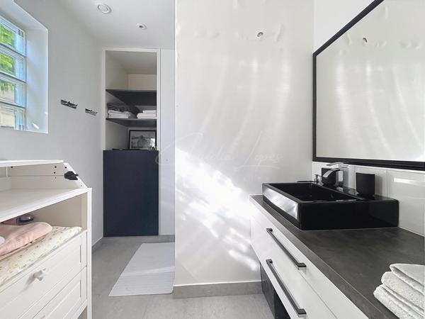 Maison d’architecte de plain-pied – Élégance et sérénité