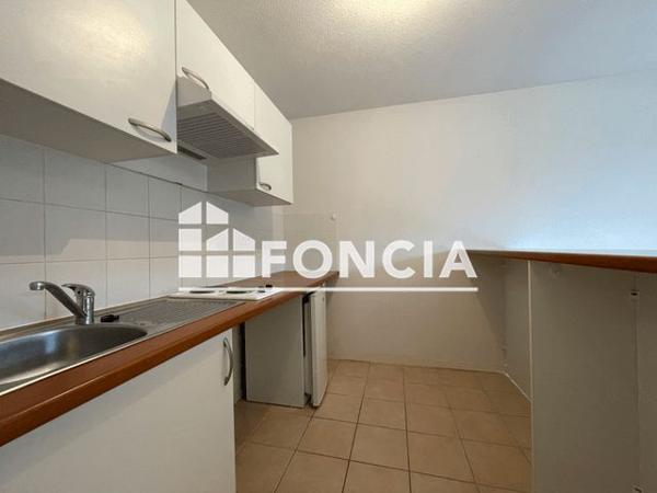 Location Appartement 2 pièces 41.42 m² - 2,4,6 RUE SIMONE VEIL Saint Astier 24110