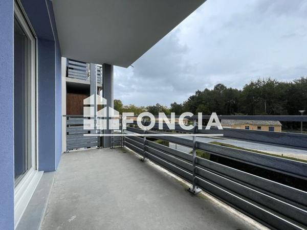 Location Appartement 2 pièces 41.42 m² - 2,4,6 RUE SIMONE VEIL Saint Astier 24110