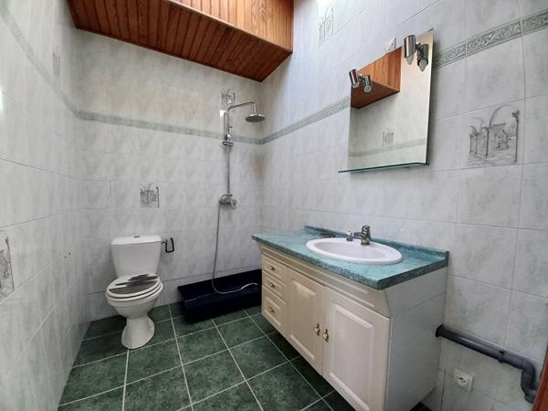 Maison avec annexe indépendante - Un beau potentiel entre océan et nature