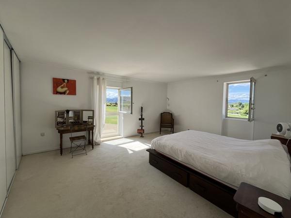 Maison 8 pièces - 245 m² Exclusivité efficity