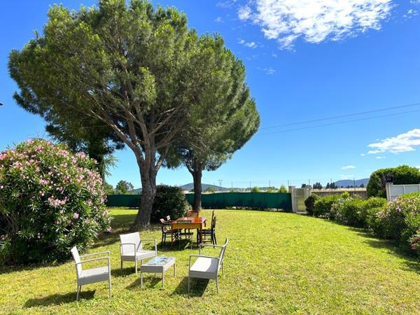 Maison 8 pièces - 245 m² Exclusivité efficity