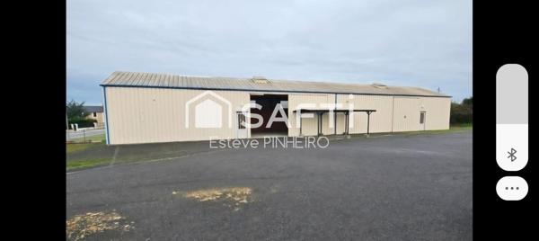 BÂTIMENT DE STOCKAGE DE 300 m² SUR TERRAIN CLOS DE 1 298 m²