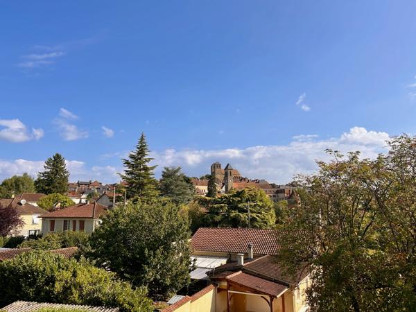 Maison de 5 chambres avec vue sur le centre médiéval de Gourdon