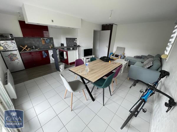 Appartement à louer 2 pièces 49m²