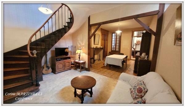 Astaffort, Maison de charme en cœur de village – 5 chambres, ascenseur, cave, garage