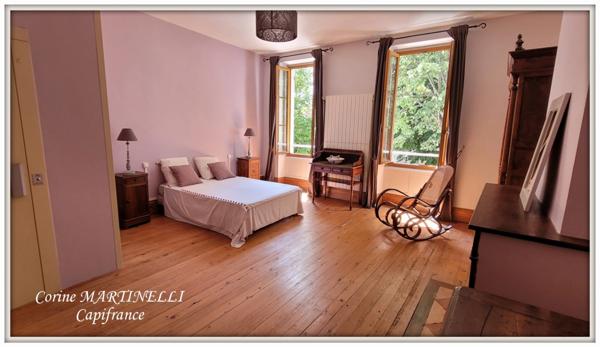 Astaffort, Maison de charme en cœur de village – 5 chambres, ascenseur, cave, garage