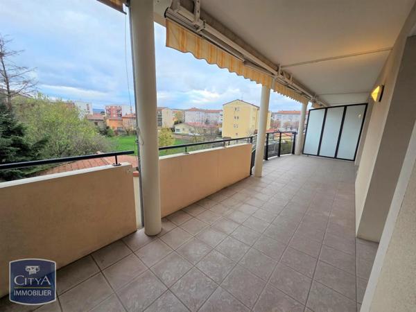 Appartement à louer 3 pièces 78.3m²