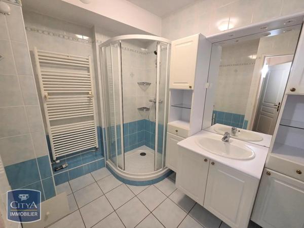 Appartement à louer 3 pièces 78.3m²