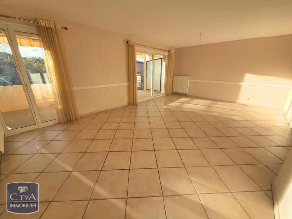 Appartement à louer 3 pièces 78.3m²