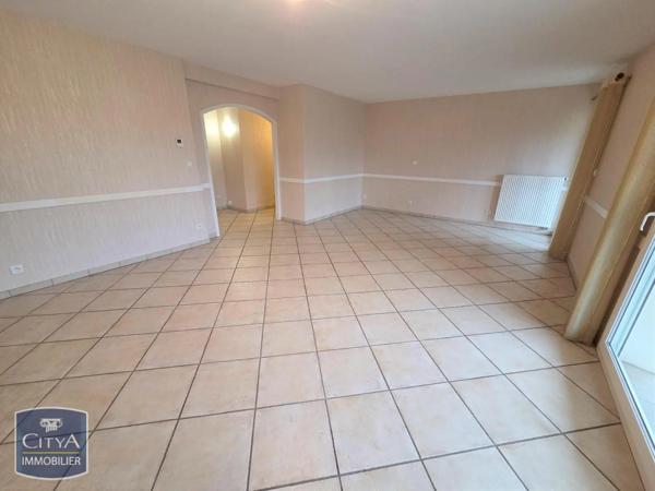 Appartement à louer 3 pièces 78.3m²