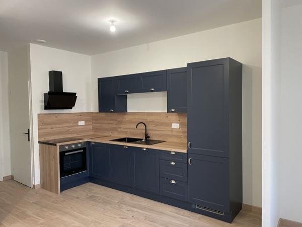 Location Appartement 2 pièces Givry (71640) - HYPER CENTRE
