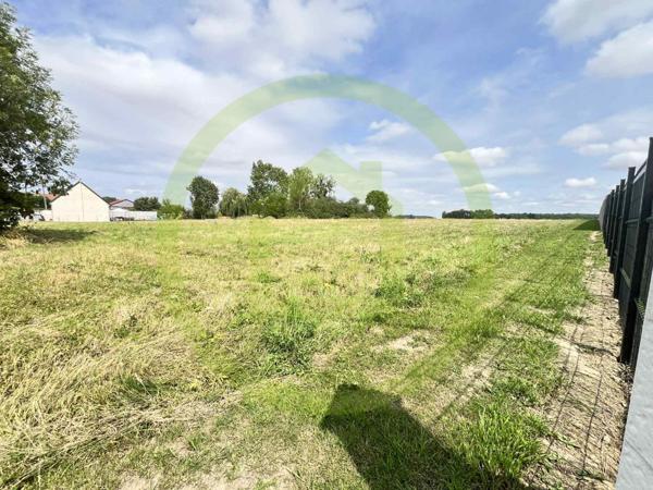 Terrain à LIBERMONT (60640)