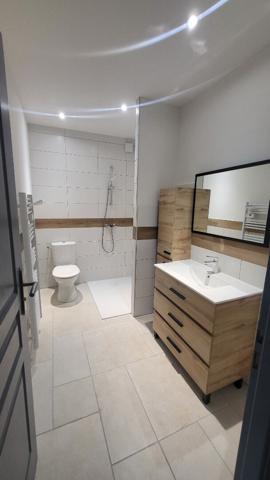 Carcès (83570) Appartement 3 chambres rénové Carcès