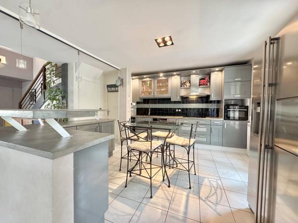 Appartement Fontenay Sous Bois 3pièce(s) 68 m2