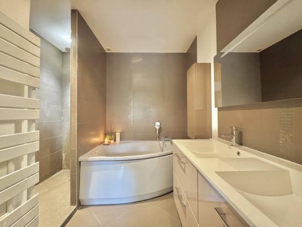 Appartement Fontenay Sous Bois 3pièce(s) 68 m2