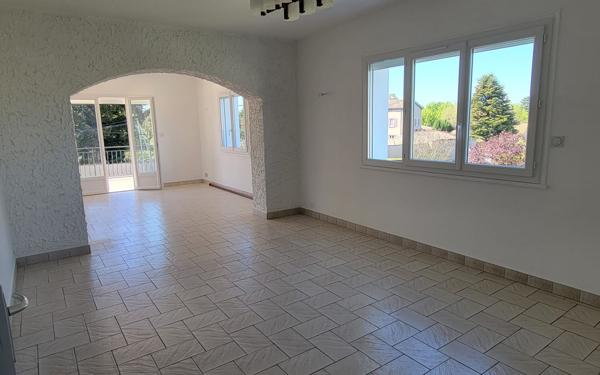 Maison à louer    4 pièces •  Irigny