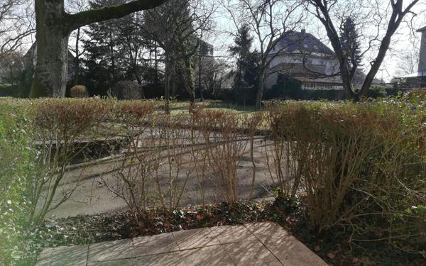 Appartement à vendre    2 pièces • 43,98 m2 Mulhouse