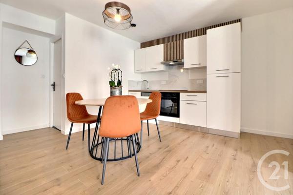 Appartement T3 à vendre  3 pièces - 48,17 m2 ST RAPHAEL - 83