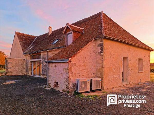 Longère  réinventée avec intérieur contemporain .Vallée de Cousse