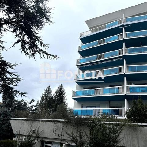 À vendre Local commercial 1 pièce - Grenoble 38100